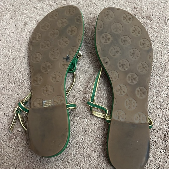 Tory Burch gold chain sandals size 9 - Picture 5 of 8